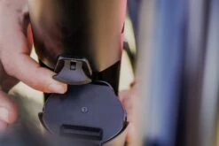 Fazua Ride 50 - Locker PX - Mécanisme De Verrouillage Pour Drivepack (ensemble Batterie/moteur) -Magasin d'équipement professionnel pour vélo fazua locker px systeme verrouillage drivepack detail 1 3840x2160