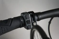 Shimano - Commande Déportée STePS SW-E6000 -Magasin d'équipement professionnel pour vélo shimano commande deportee steps sw E6000 monte a gauche 3840x2160